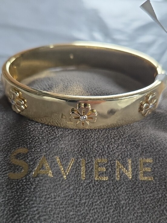 Saviene Jewelry - SAVIENE 18K Goldplated & Cubic Zirconia Clover Bangle